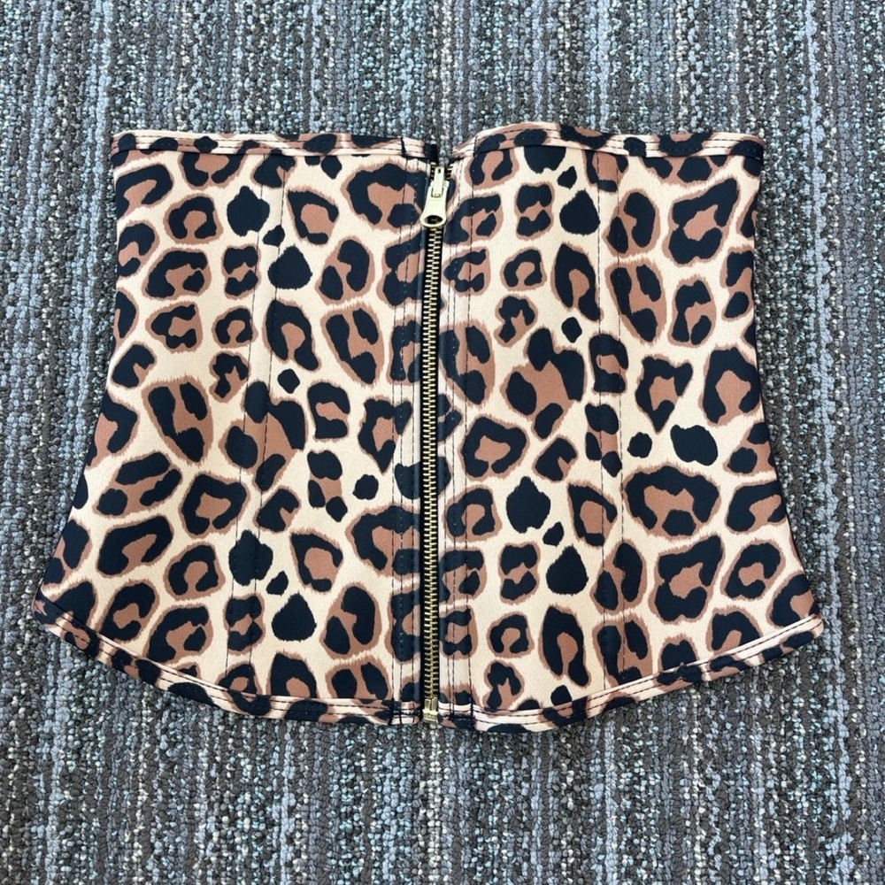 Squeeze Me Skinny | Cheetah Zip Up Waist Trainer